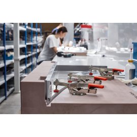 Waagrechtspanner mit waagrechter Grundplatte Spannweite 40mm